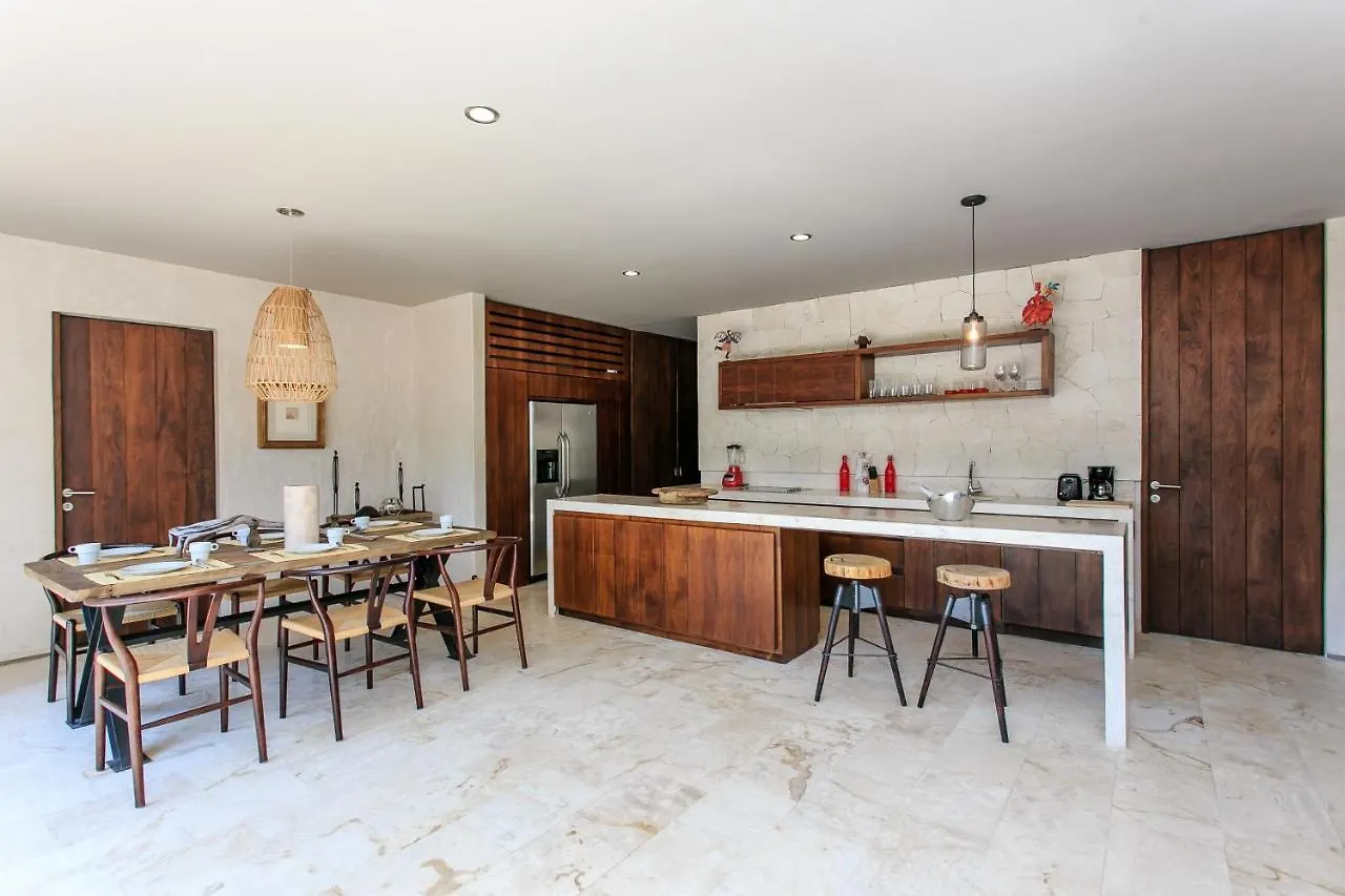 Eco-Chic Design Condos Wrapped In Nature'S Elements By Stella Rentals トゥルム メキシコ